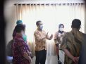 Andi Sudirman Dampingi Risma Pantau Kondisi Korban Bom Katedral di RS Bhayangkara