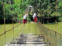 Jembatan Gantung di Mamasa Rusak Parah Diterjang Banjir, Kades Anggarkan Rp 11 Juta dan Berharap ada Bantuan dari Pemkab-Pemprov