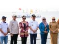 Gempita Etape Penutup Sandeq Silumba 2025, Gubernur SDK dan Wamenpar Saksikan Atraksi 55 Perahu Tradisional