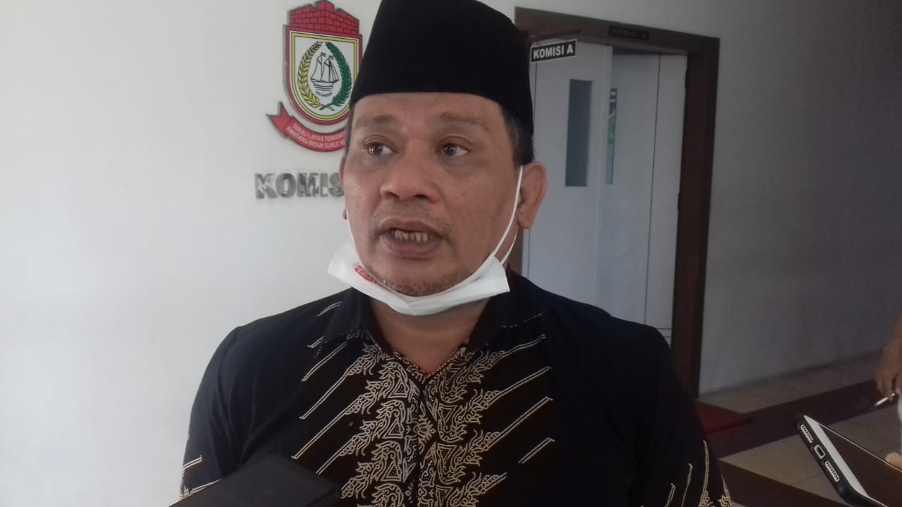 Dewan Minta Pejabat Baru Tidak Mampu Layani Warga Diberhentikan