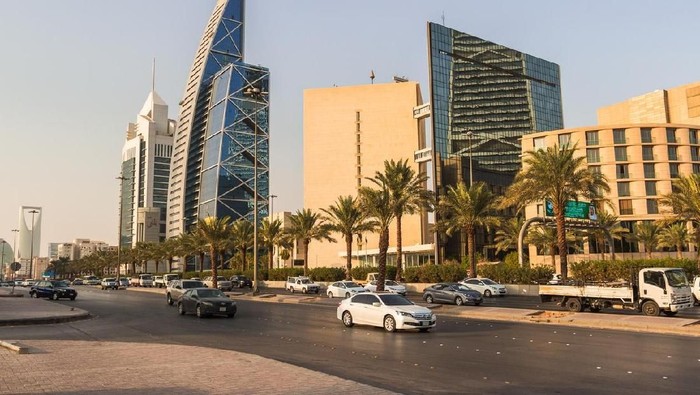 Pendatang dari Negara Terinfeksi Tinggi Covid-19, Saudi akan Kenakan Denda Rp1,9 Miliar