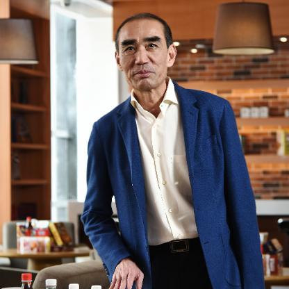 Kisah Xu Shihui, Dari Penjual Makanan Ringan Kini Punya Kekayaan 111 Triliun