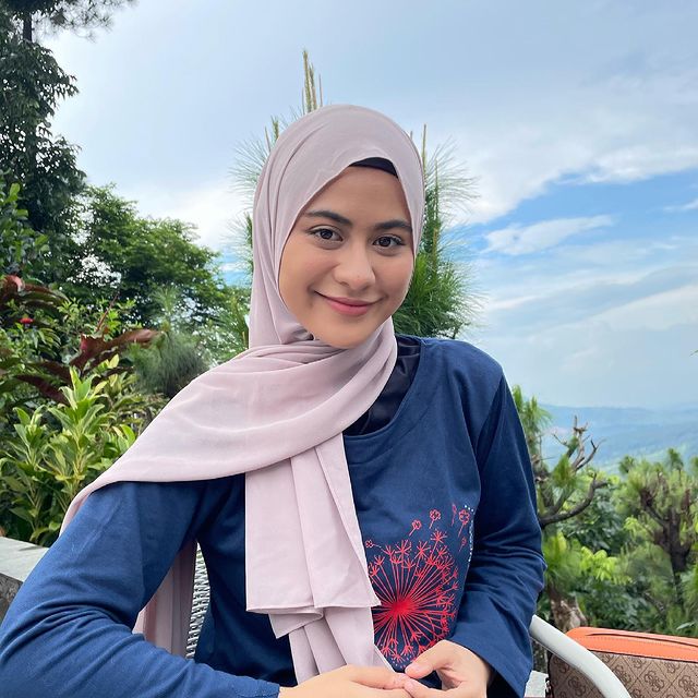 Lihat Beningnya Betari Ayu, Aktris Muda yang Sudah Bintangi Puluhan FTV