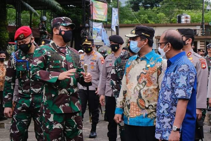 Plt Gubernur Dampingi Panglima TNI Pantau Pengamanan Ibadah Paskah di Makassar