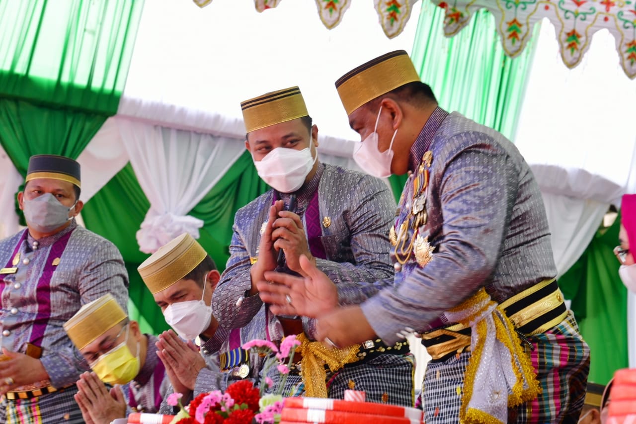 Andi Sudirman Resmikan Sejumlah Proyek di Bone
