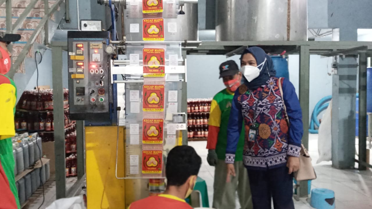 BSN Kunjungi Perusahaan Kecap Dua Jempol di Gowa, Cek Kehigienisan