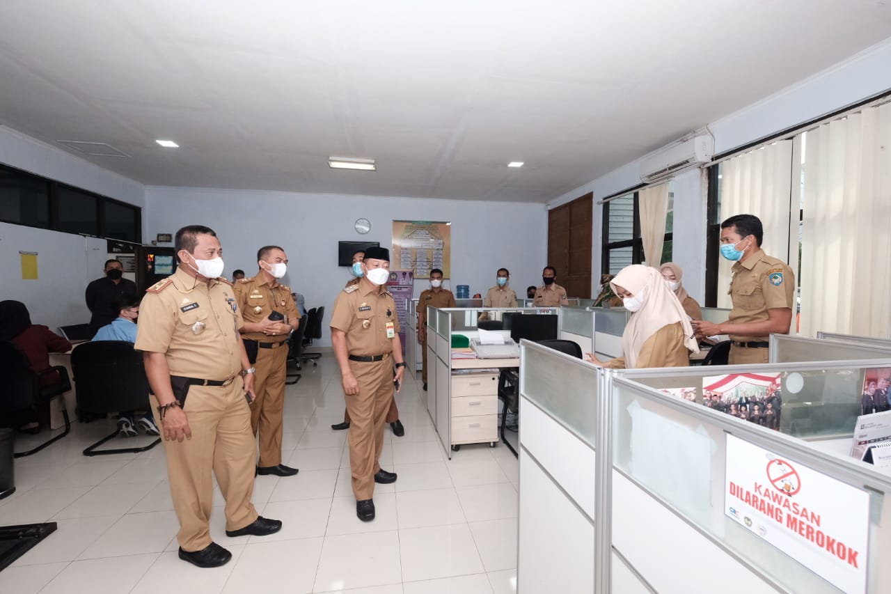 Hari Pertama Ramadan, Wabup Gowa Langsung Sidak Kehadiran ASN