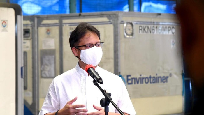 Menkes Minta Seluruh Kepala Daerah Prioritaskan Vaksinasi untuk Lansia Jelang Lebaran