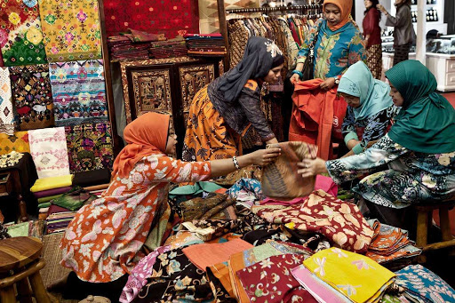 Luhut Nyatakan ada Stimulus UMKM Rp400 Miliar, Ternyata Kemenkop UKM Belum Tahu