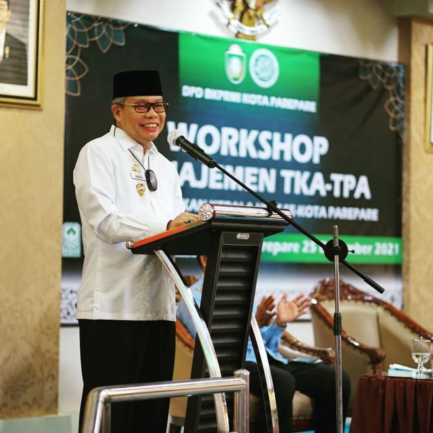 Taufan Pawe Apresiasi Guru Mengaji yang Telah Membentuk Karakter Islami di Parepare