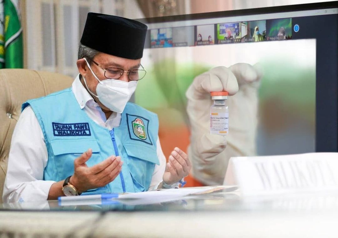 Vaksinasi Dimulai, Wali Kota Parepare: Semoga Vaksin ini Bekerja Efektif Sehingga Ekonomi Bisa Bangkit