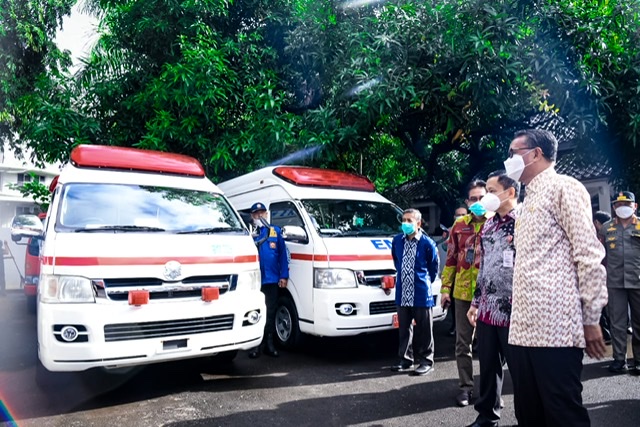 Sulsel dapat Bantuan 13 Unit Ambulans dan Damkar dari Ehime Jepang