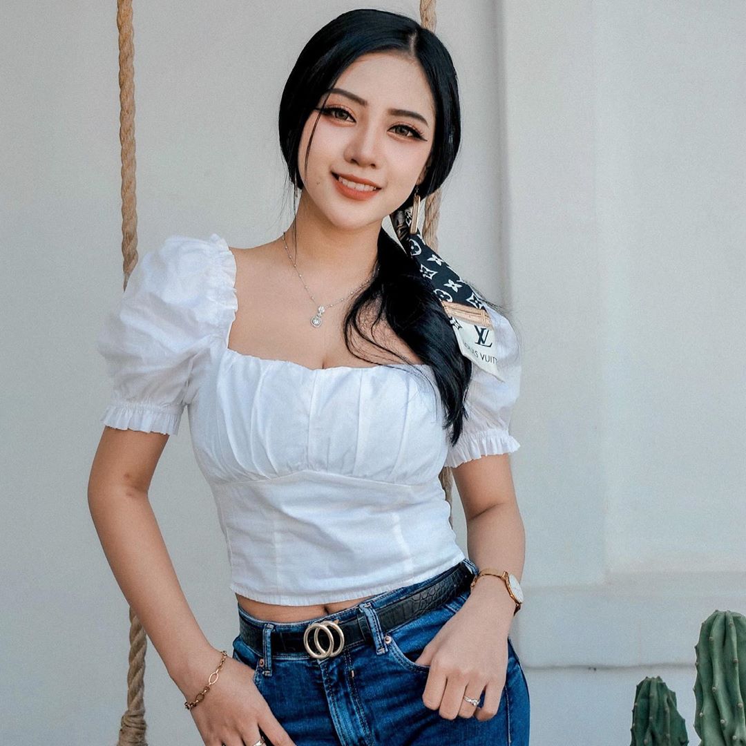 Ini Pesona Velorina Elsatya, Selebgram yang Populer di Bigo