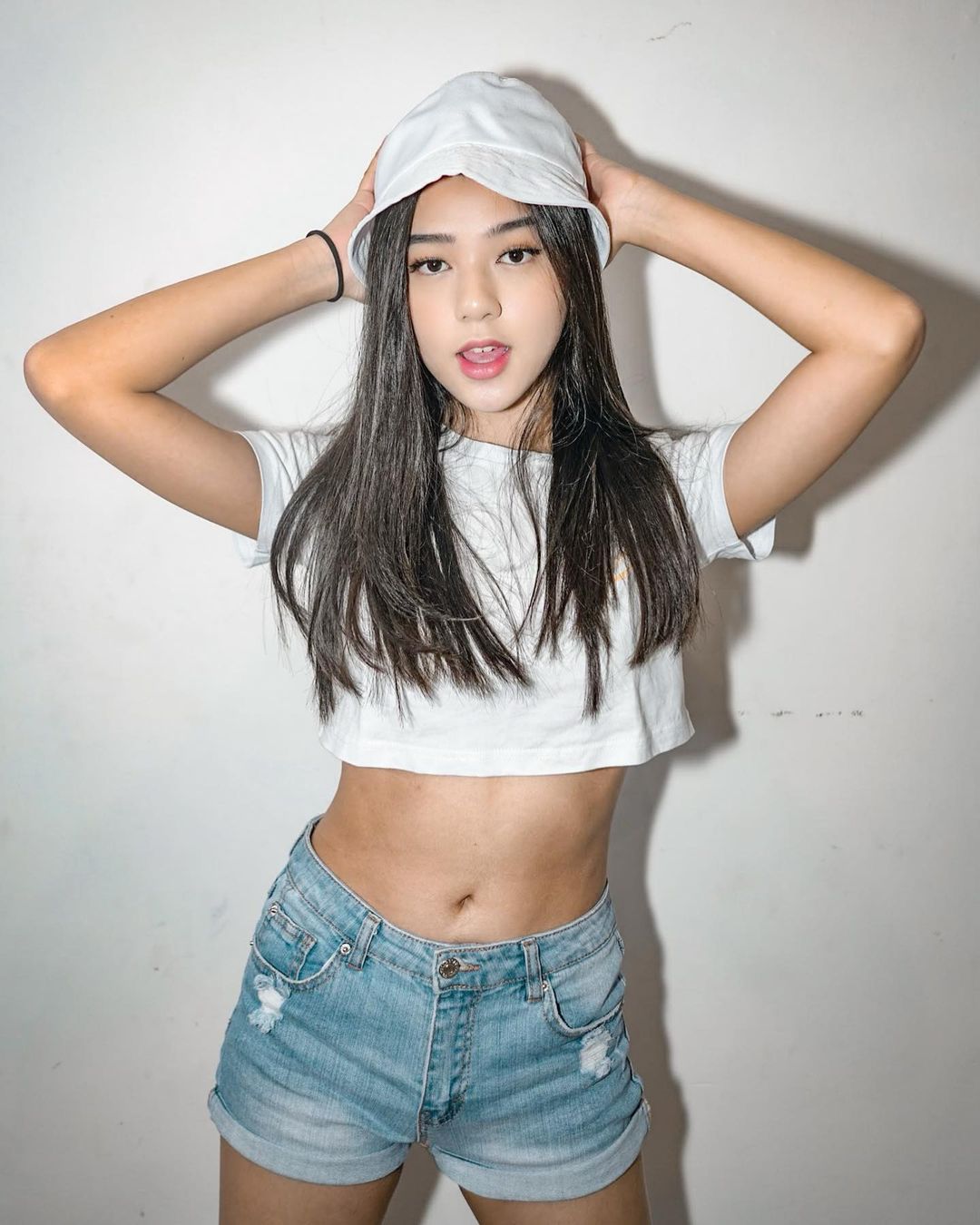 Gabriella Ekaputri, Dari Model, Selebgram, Hingga Bintang Webseries