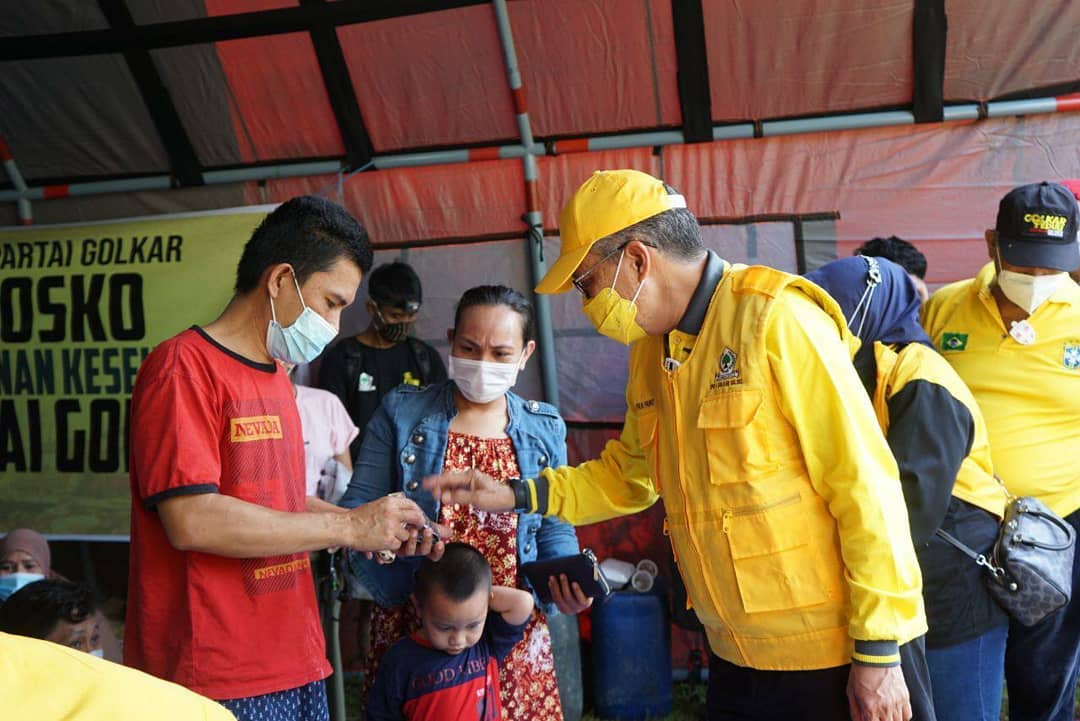 Di Mamuju: Golkar Sulsel Salurkan Bantuan, Dirikan Posko dan Dapur Umum Serta Pemeriksaan Kesehatan Gratis