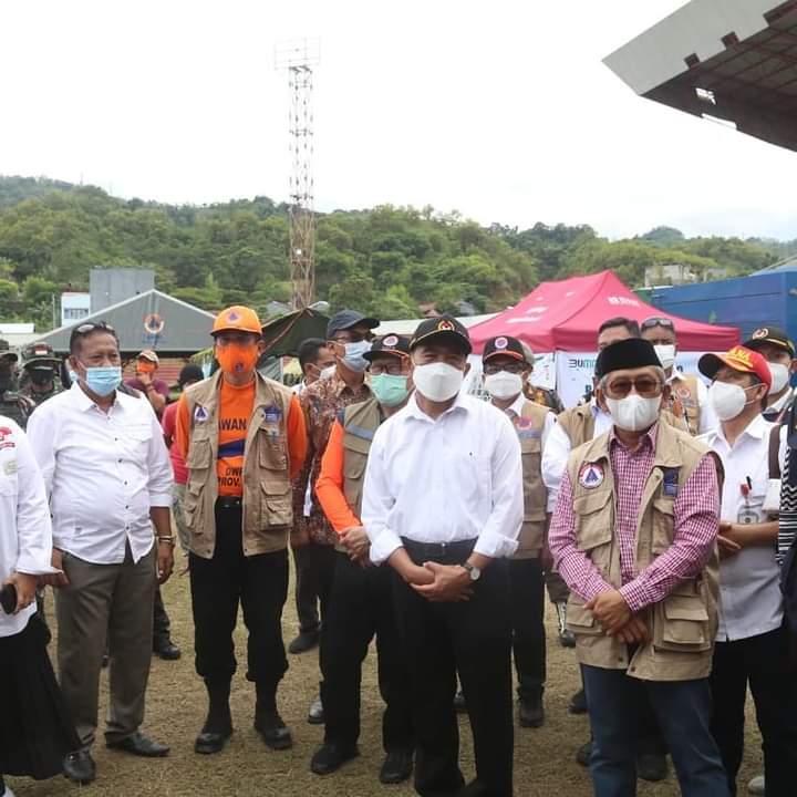 Menko PMK, Menteri PPPA, Mensos Sapa Penyintas Gempa di Posko Pengungsian