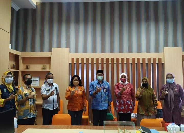 Sekda Sambut Positif BPOM Makassar Tinjau Kondisi Pasar Rakyat di Parepare