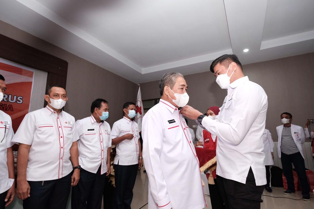 Lantik Pengurus PMI Sidrap dan Parepare, Adnan Minta PMI Bersinergi dengan Pemerintah Setempat 