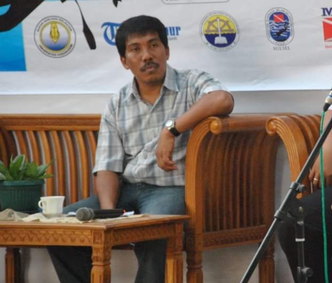 Bertabur Profesor, Pelantikan Pengurus KKB Sulsel Dihadiri Plt Gubernur