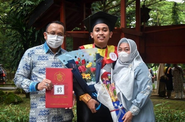 Resmi jadi Sarjana Hukum, Putra Sekda Parepare Siap Lanjut S2 demi Kejar Cita-cita Jadi Jaksa