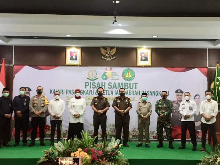 Yaumil, Herny, Agus Kompak Hadiri Pisah Sambut Kajari Pasangkayu