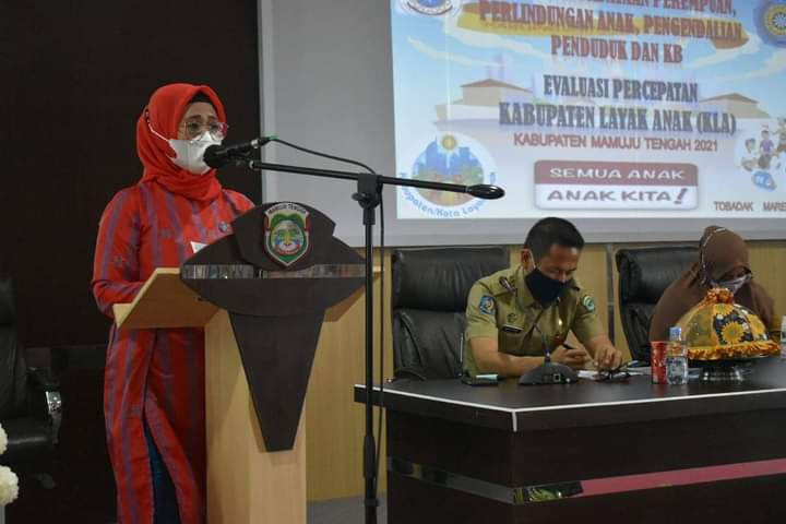 Ketua TP PKK Sulbar Hadiri Kegiatan Evaluasi Percepatan Kabupaten Layak Anak di Mamuju Tengah