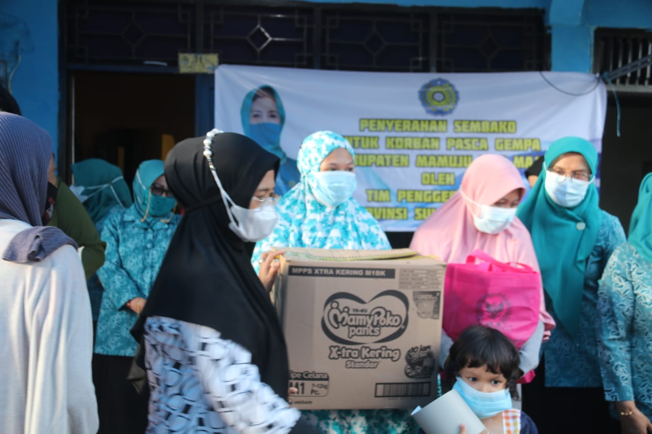 Salurkan Bantuan di Karema, Andi Ruskati : Saatnya Mamuju dan Majene Harus Bangkit