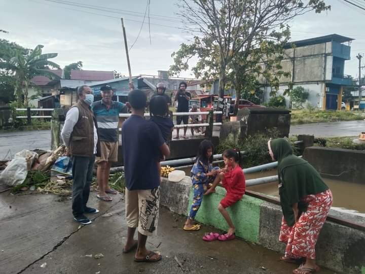 Wabup Mamuju Tinjau Lokasi Banjir di Kompleks Perumahan 