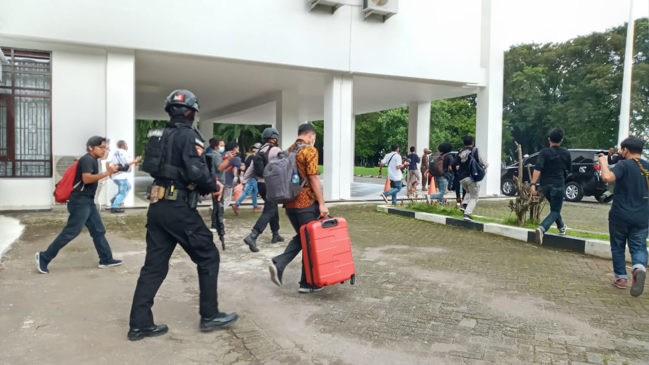 Terkait Kasus Suap NA, KPK Kini Geledah Kediaman Pribadi Pengusaha AS dan Biro Pengadaan Barang dan Jasa