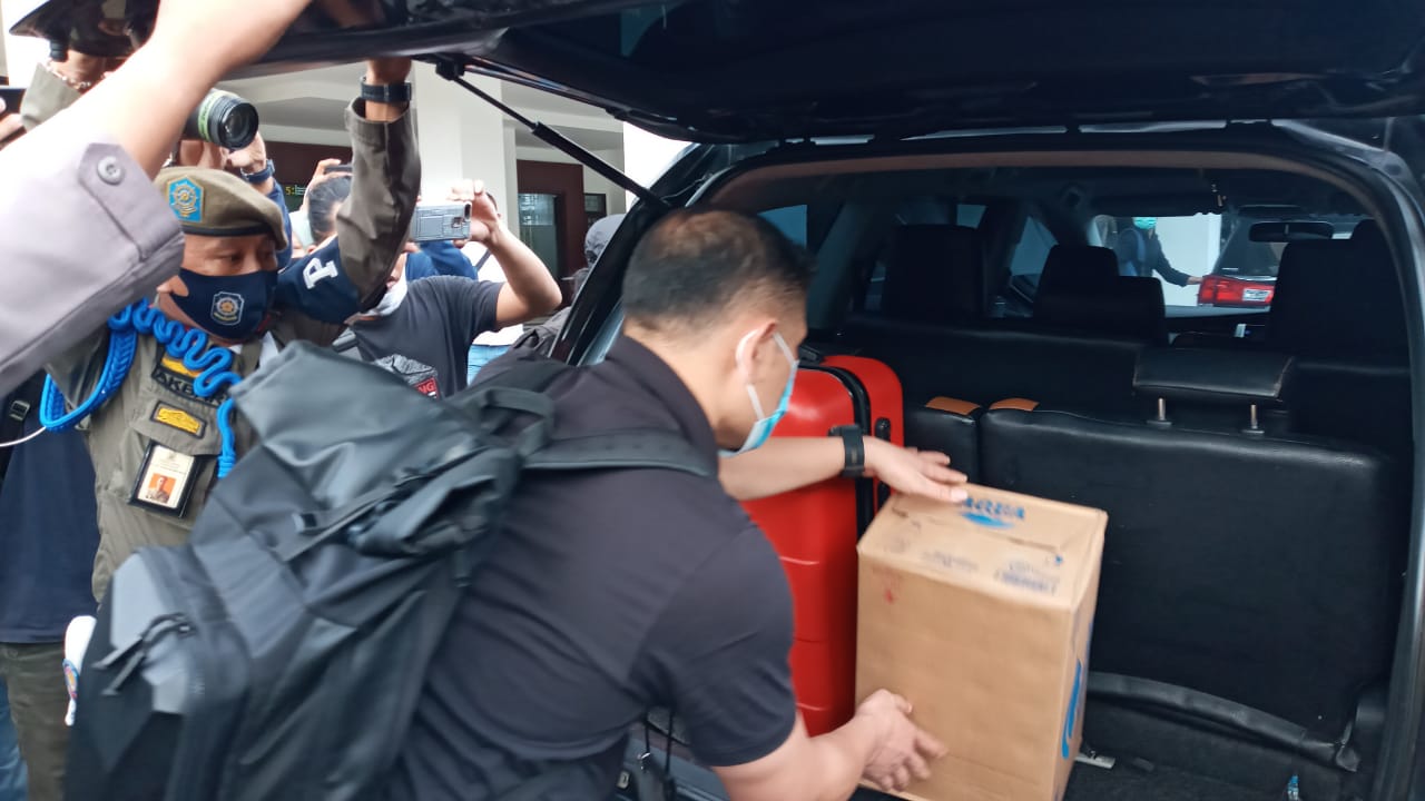 Hasil Penggeledahan di Empat Lokasi Terkait Kasus Suap NA, KPK Temukan Uang Rp1,4 M, 190 Ribu Dolar Singapura dan 10 Ribu Dolar AS