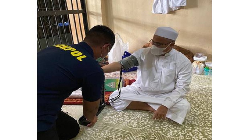 Habib Rizieq Buat Rutan Bareskrim Seperti Pesantren, Diapresiasi Netizen dan Trending di Twitter