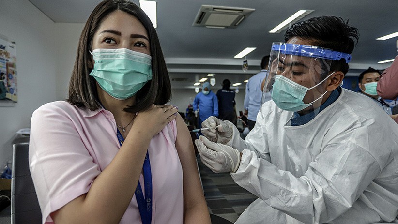 Sudah Lebih 14 Juta Penduduk Indonesia yang Disuntik Vaksin Covid-19