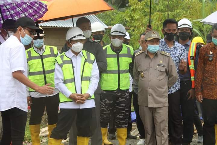 Kunker di Pasangkayu, Gubernur Tinjau Bendungan Irigasi dan Kondisi Puskesmas