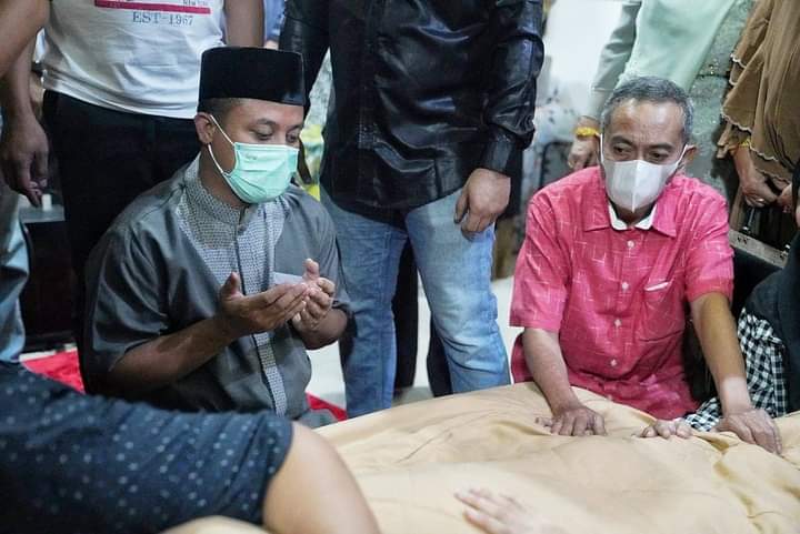 Berduka atas Wafatnya AGH Sanusi Baco, Plt Gubernur: Perjuangan Beliau Melalui Dakwah akan Menjadi Ladang Pahala