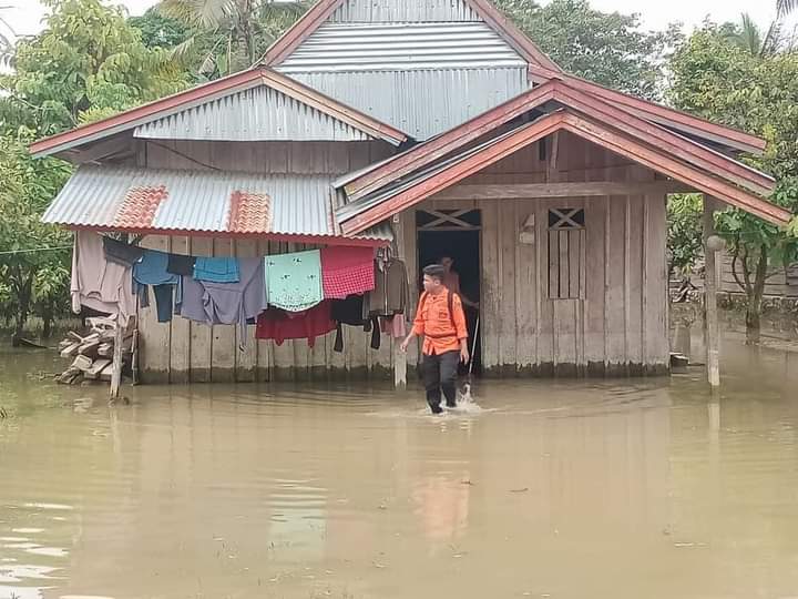 Empat Dusun di Lutra Terendam Banjir, Plt Gubernur Perintahkan BPBD Segera Salurkan Bantuan
