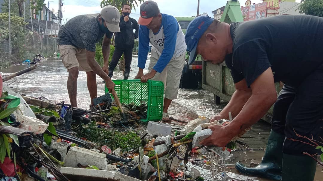 DLH Gowa Warning Warga yang Buang Sampah Sembarangan Tempat