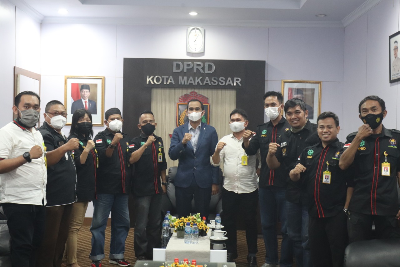 Ketua DPRD Makassar Dukung Upaya DPN Sertifikasi Tukang
