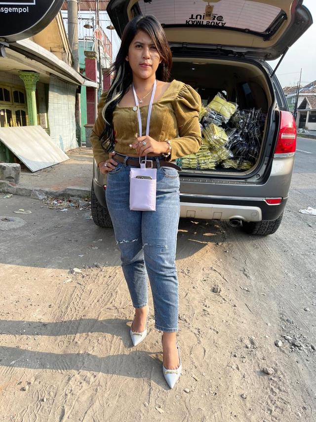 Belum Usia 30 Tahun, Pratisia Sudah Hasilkan Miliaran dari Bisnis Tas dan Dompet