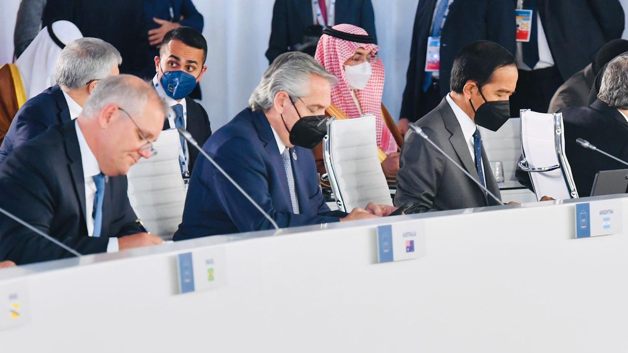 Tiba di Skotlandia, Jokowi Dijadwalkan Bertemu Miliarder Dunia Jeff Bezos Hingga Bill Gates