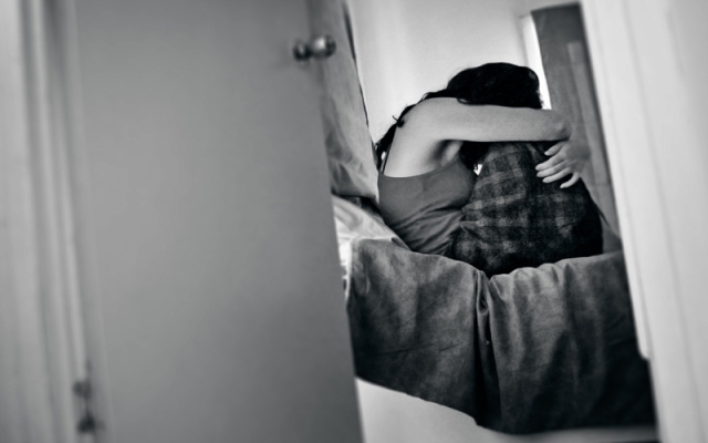 Jalani Ritual Cari Jodoh, Gadis di Serang Rela Ditiduri Ayah Angkat Hingga Hamil