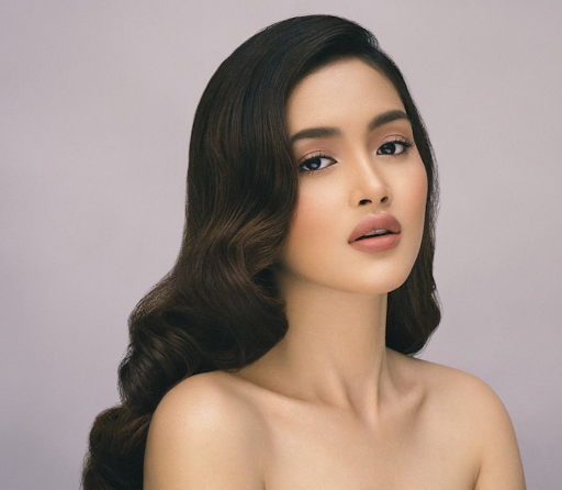 Layangan Putus Dapat Respon Positif, Si Cantik Prinsa Mandagie yang Nyanyikan Soundtrack-nya