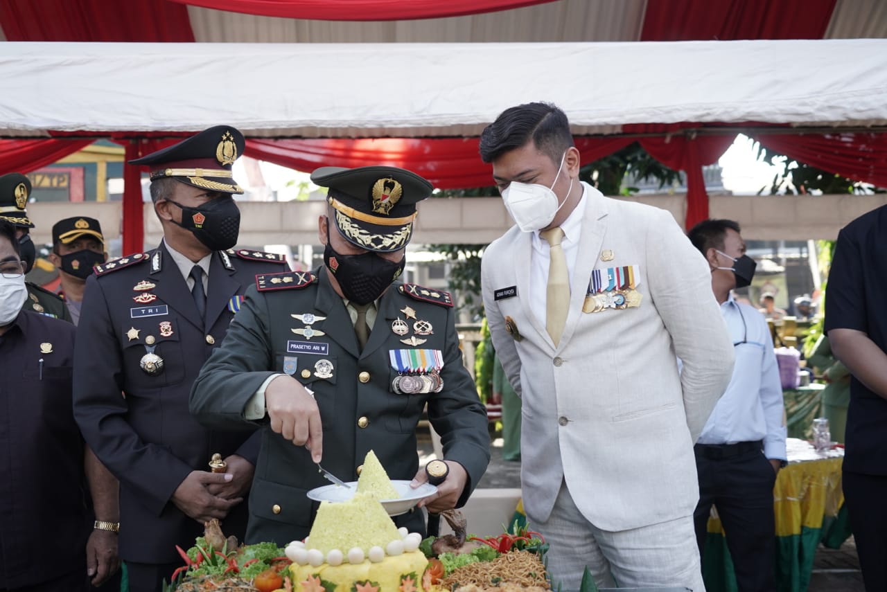 HUT 76 TNI, Bupati Adnan Harap Sinergitas Dengan Pemerintah Dorong Kemajuan Daerah 