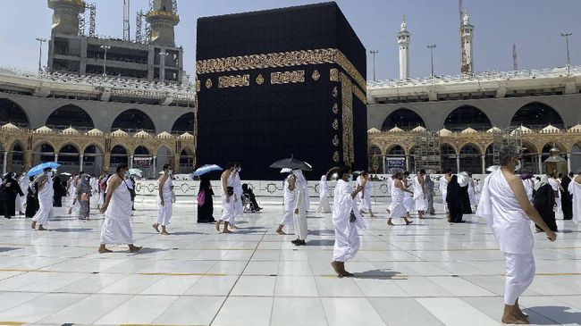 Laju Covid-19 di Indonesia Menurun, Arab Saudi Kini Izinkan Umrah