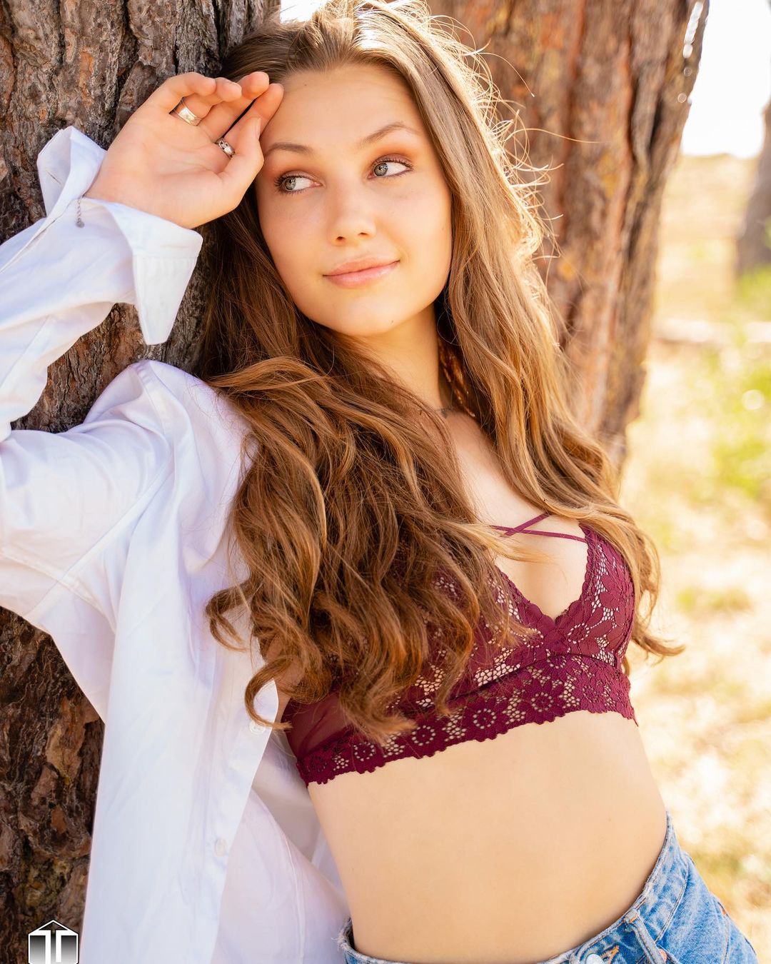 Ini Anne Brouwer, Ratu Kecantikan Belanda yang Cantik dan Baik Hati