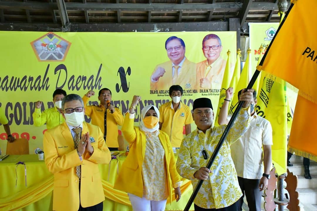 Muslimin Bando Kembali Nakhodai Golkar Enrekang, Taufan Pawe Berharap Bupati Berikutnya Tetap dari Golkar
