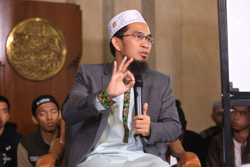 Tidak Boleh Sembarangan, Ini Cara Menyingkat Kalimat Assalamu Alaikum yang Benar Menurut Ustad Adi Hidayat