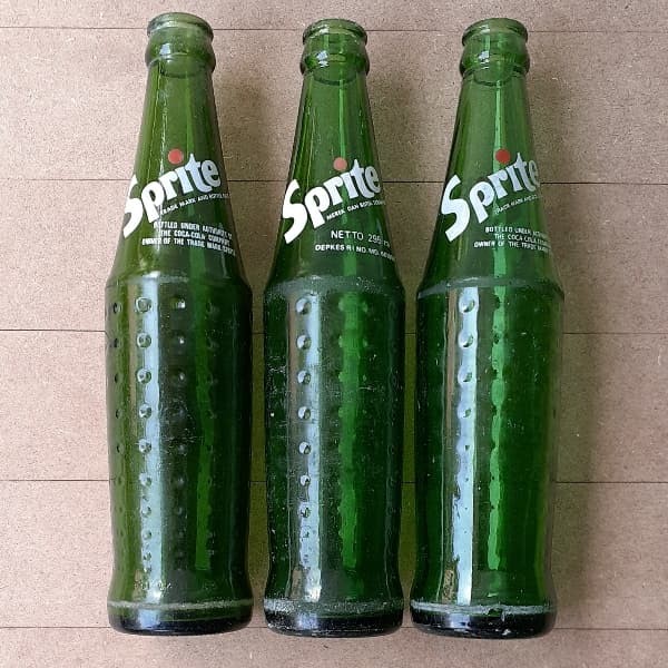 Botol Hijau Ikonik Sprite Pensiun Setelah 60 Tahun, Diganti Plastik Bening