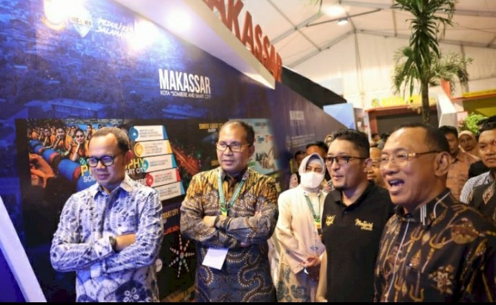 Stan Pemkot Makassar Ramai Dikunjungi pada Rakernas APEKSI 2022 di Padang