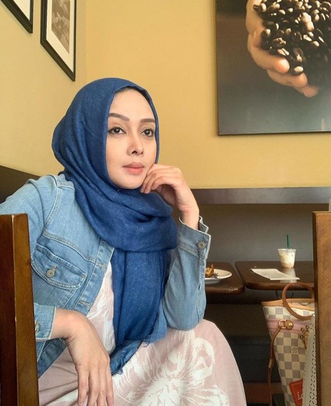 Setelah 9 Tahun Menjanda, Kini Terry Putri Punya Kekasih yang Tinggal di Amerika