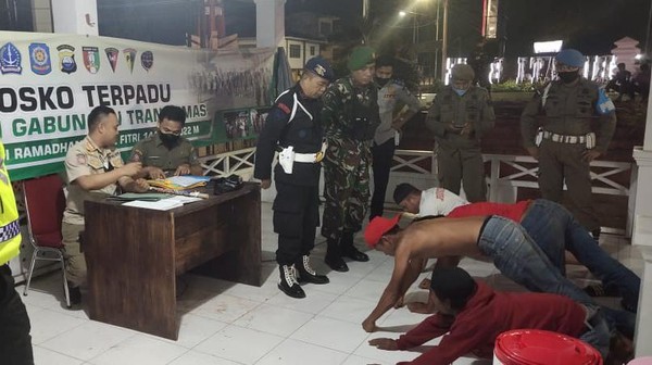 Mesum di Bulan Ramadan, 10 Pasangan Sejoli di Bone Diamankan Satpol PP 